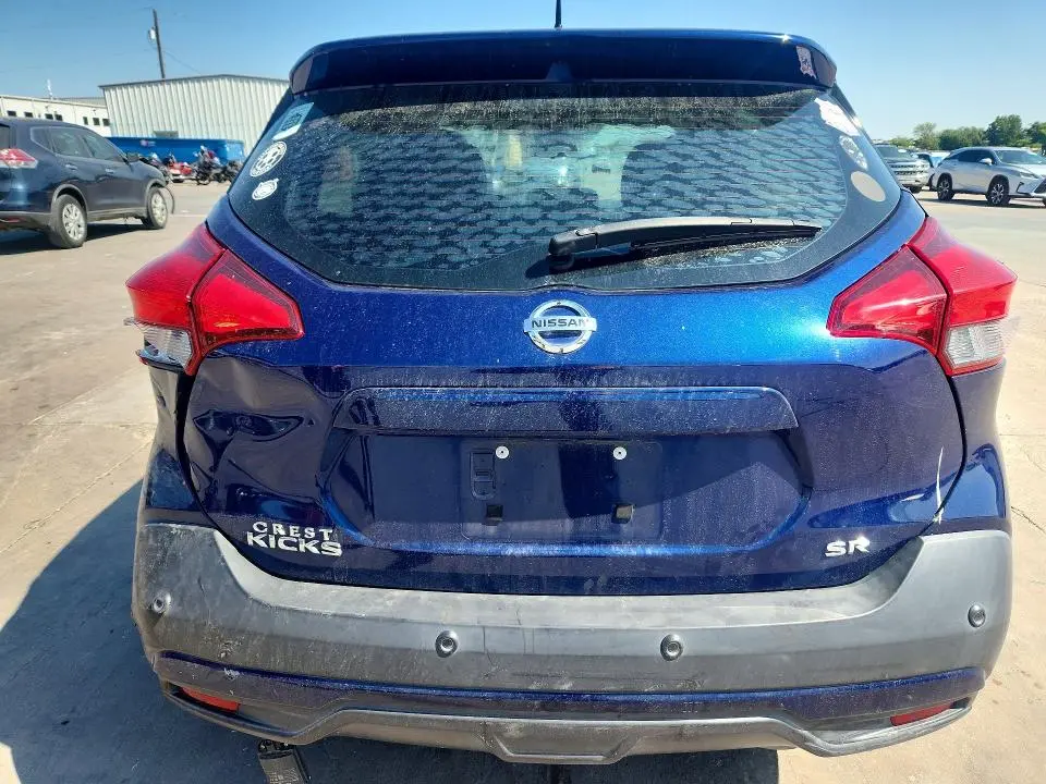 2020 NISSAN KICKS SR  