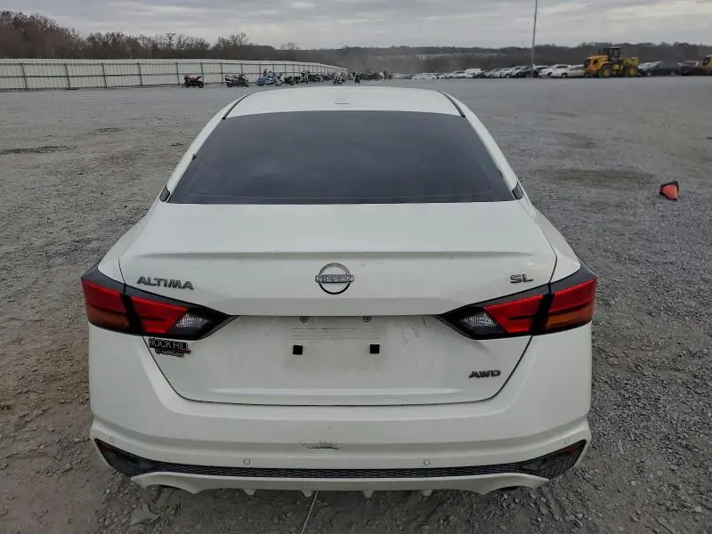 2024 NISSAN ALTIMA SL  