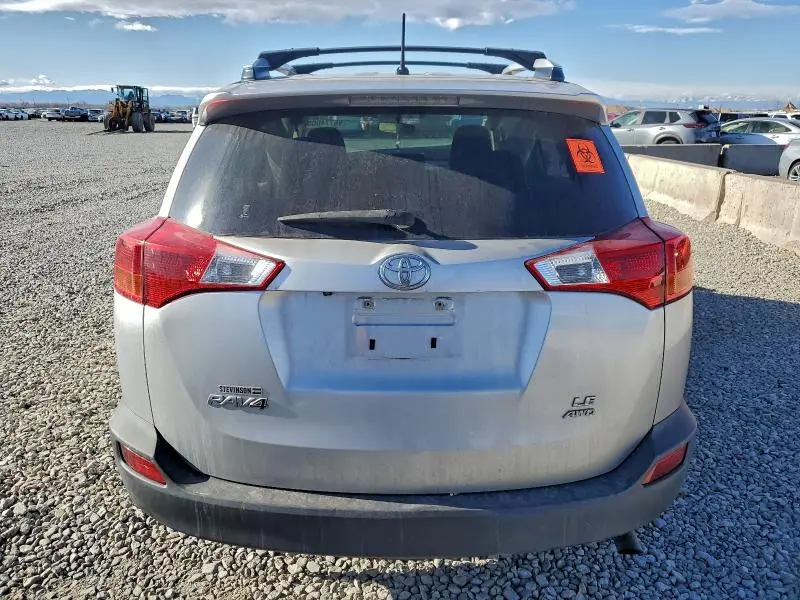 2013 TOYOTA RAV4 LE  