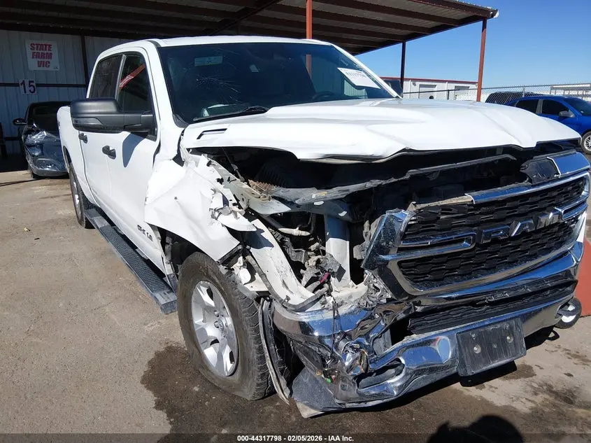 2023 RAM 1500 BIG HORN  4X4 6'4 BOX