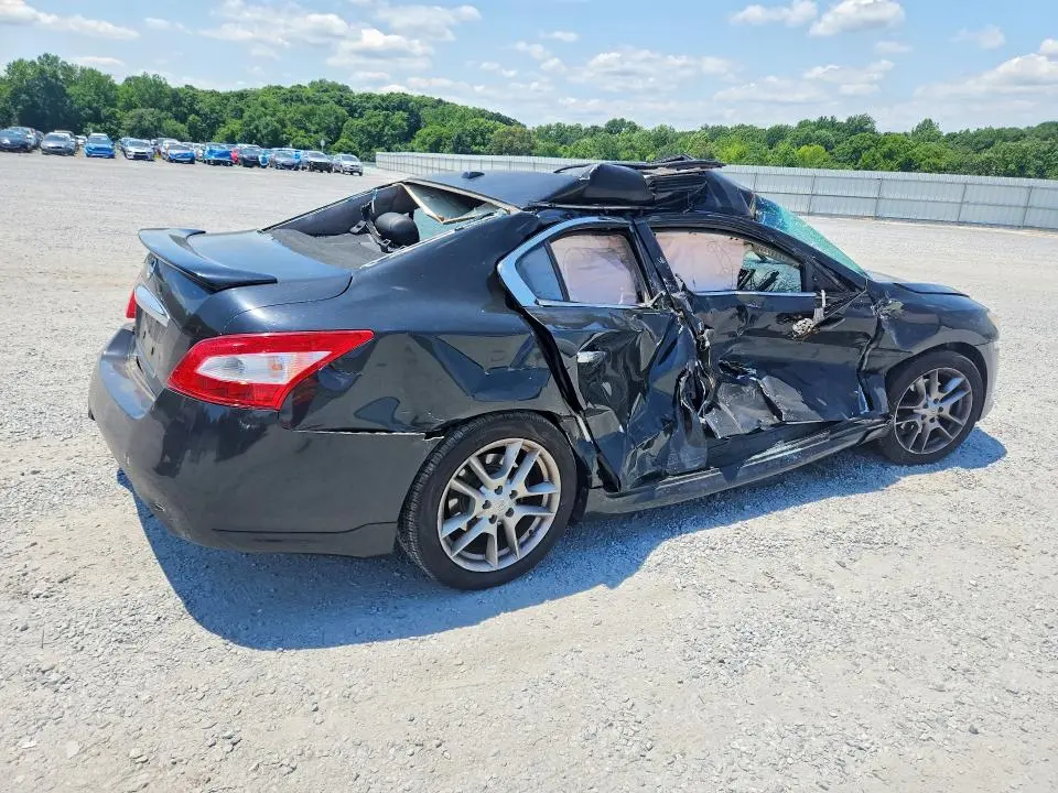 2010 NISSAN MAXIMA 3.5 S  