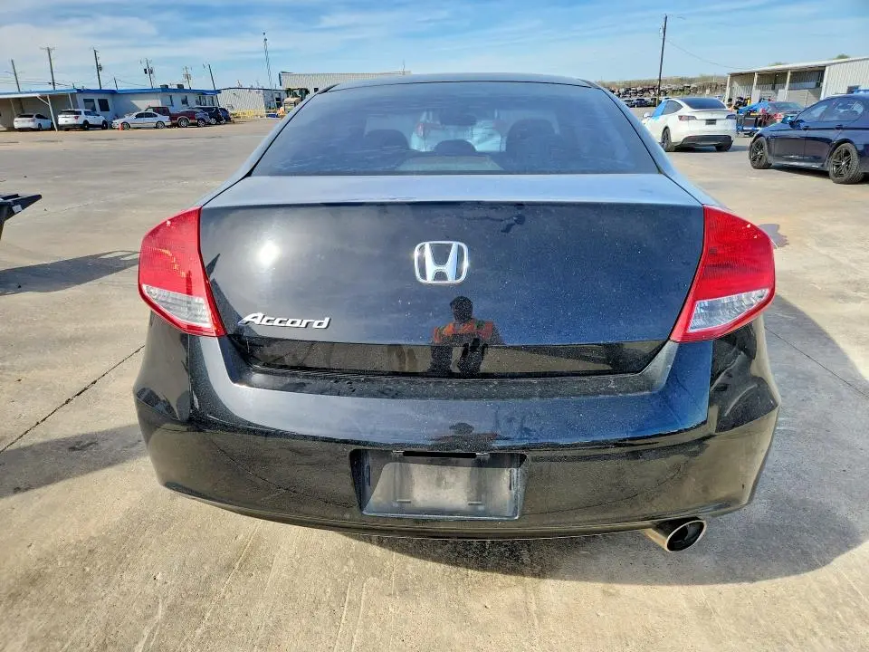 2012 HONDA ACCORD LX  