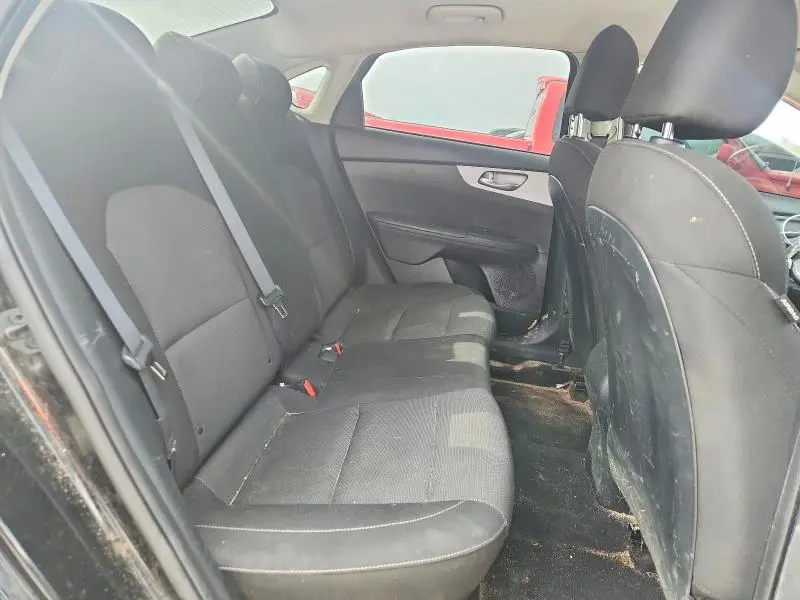 2024 KIA FORTE LX  