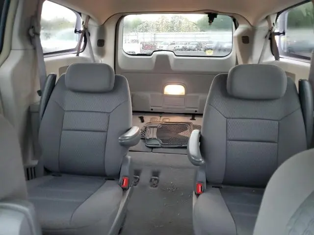 2010 CHRYSLER TOWN & COUNTRY TOURING  