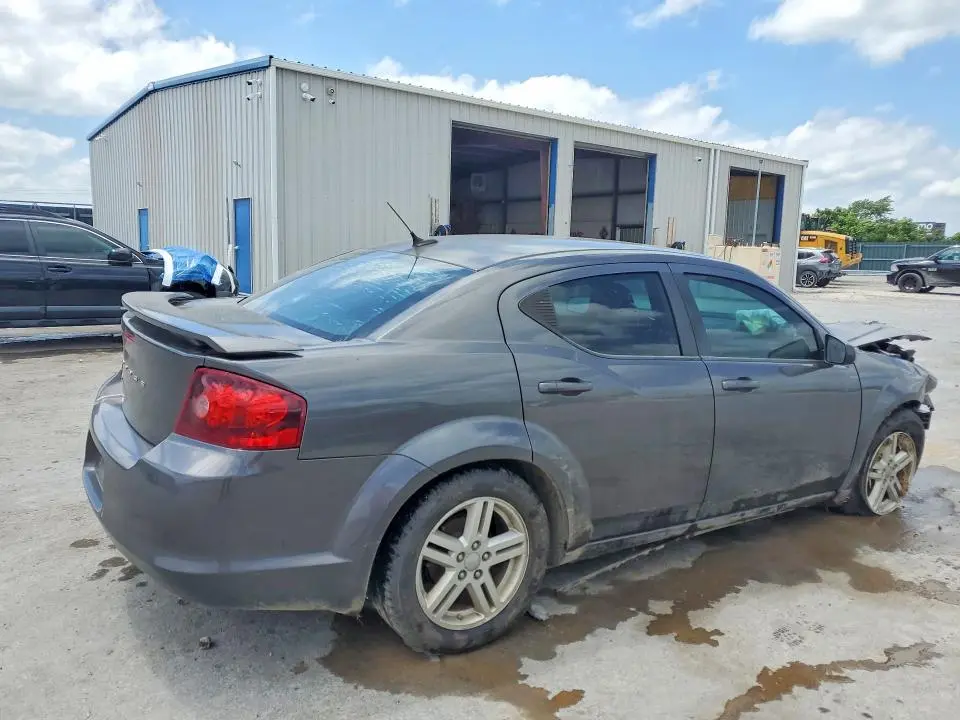 2014 DODGE AVENGER SE  