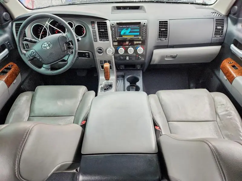 2012 TOYOTA TUNDRA CREWMAX LIMITED  
