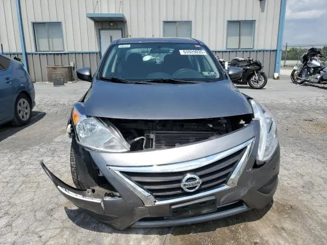2019 NISSAN VERSA S  