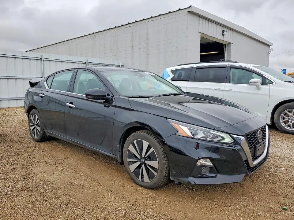 2019 NISSAN ALTIMA SL  