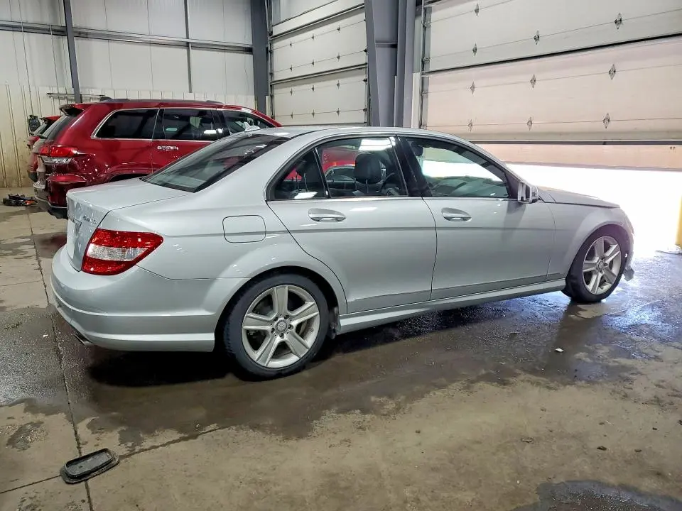 2011 MERCEDES-BENZ C 300 4MATIC  
