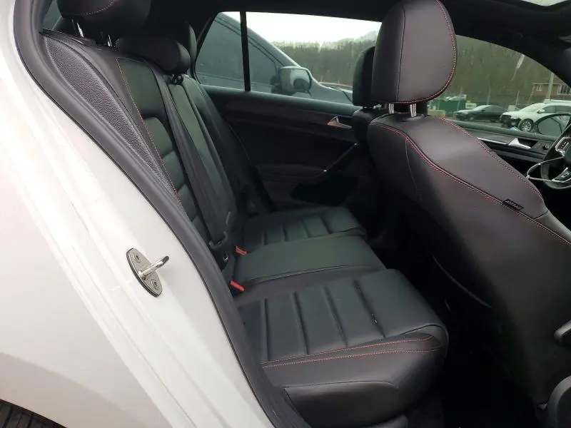 2021 VOLKSWAGEN GTI S  