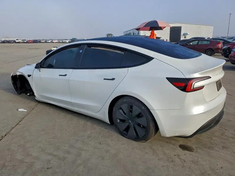 2024 TESLA MODEL 3   