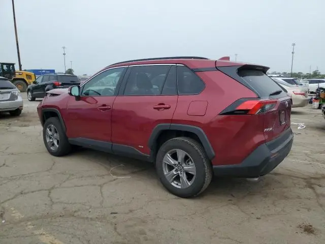 2024 TOYOTA RAV4 XLE  