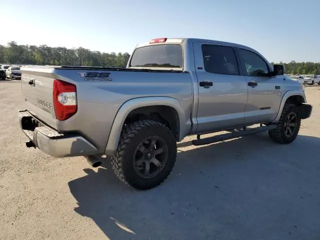 2016 TOYOTA TUNDRA CREWMAX SR5