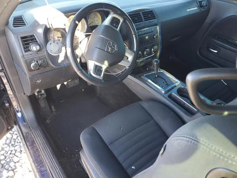 2013 DODGE CHALLENGER SXT  