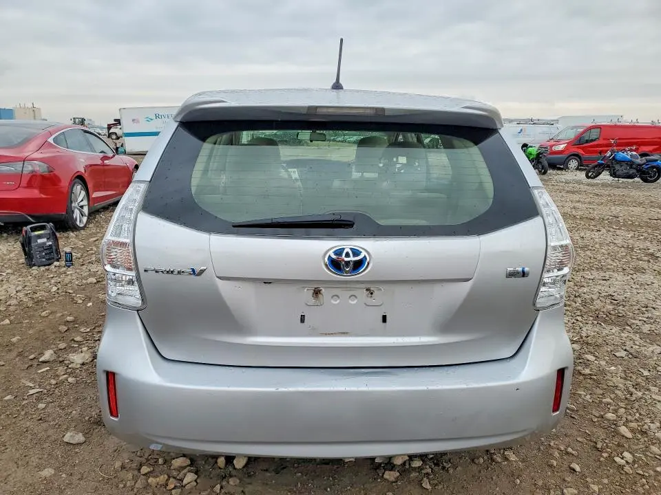 2012 TOYOTA PRIUS V TWO  