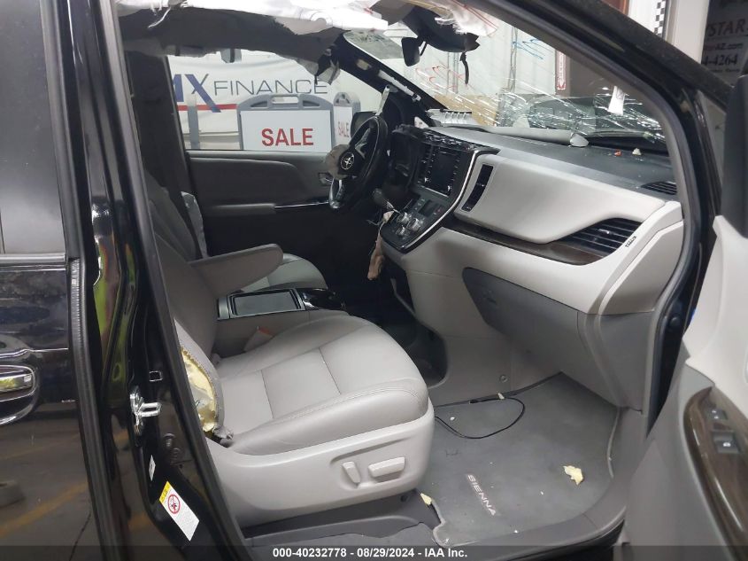 2019 TOYOTA SIENNA XLE 8 PASSENGER