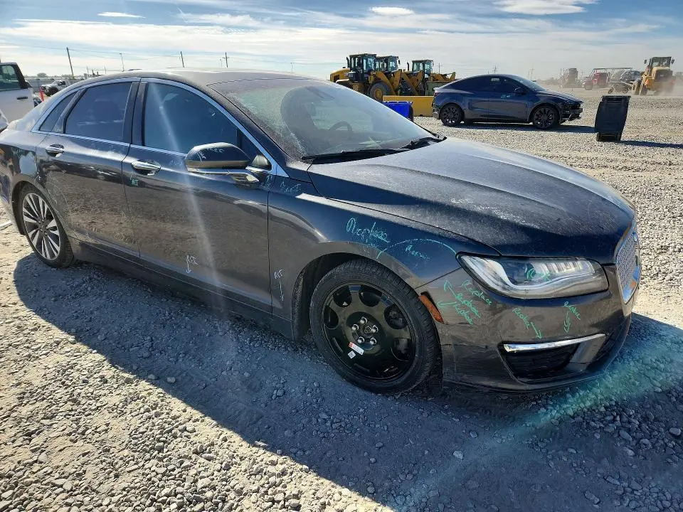 2017 LINCOLN MKZ RESERVE  