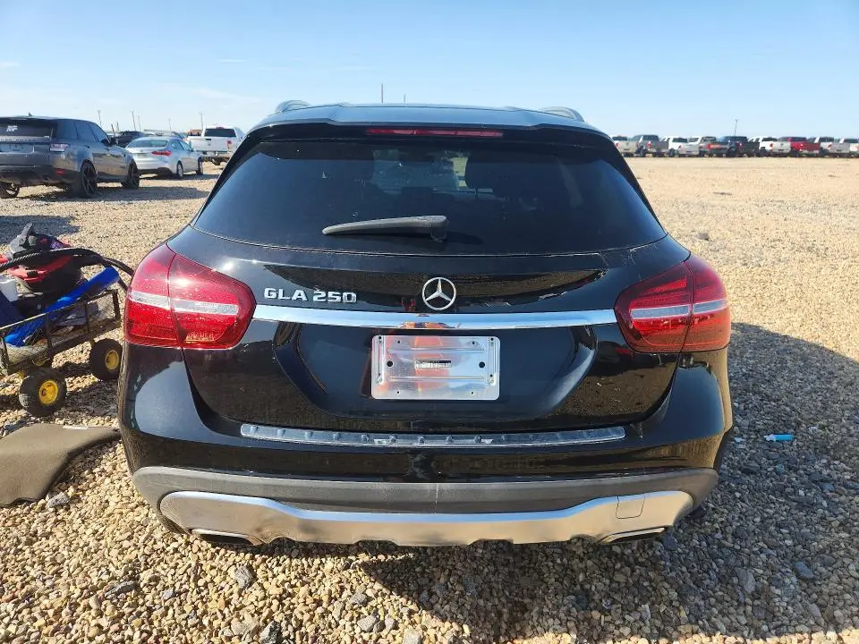 2020 MERCEDES-BENZ GLA 250  