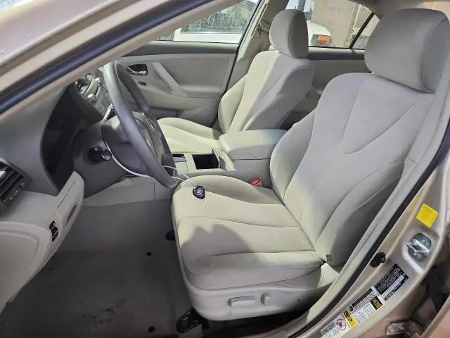 2011 TOYOTA CAMRY BASE  