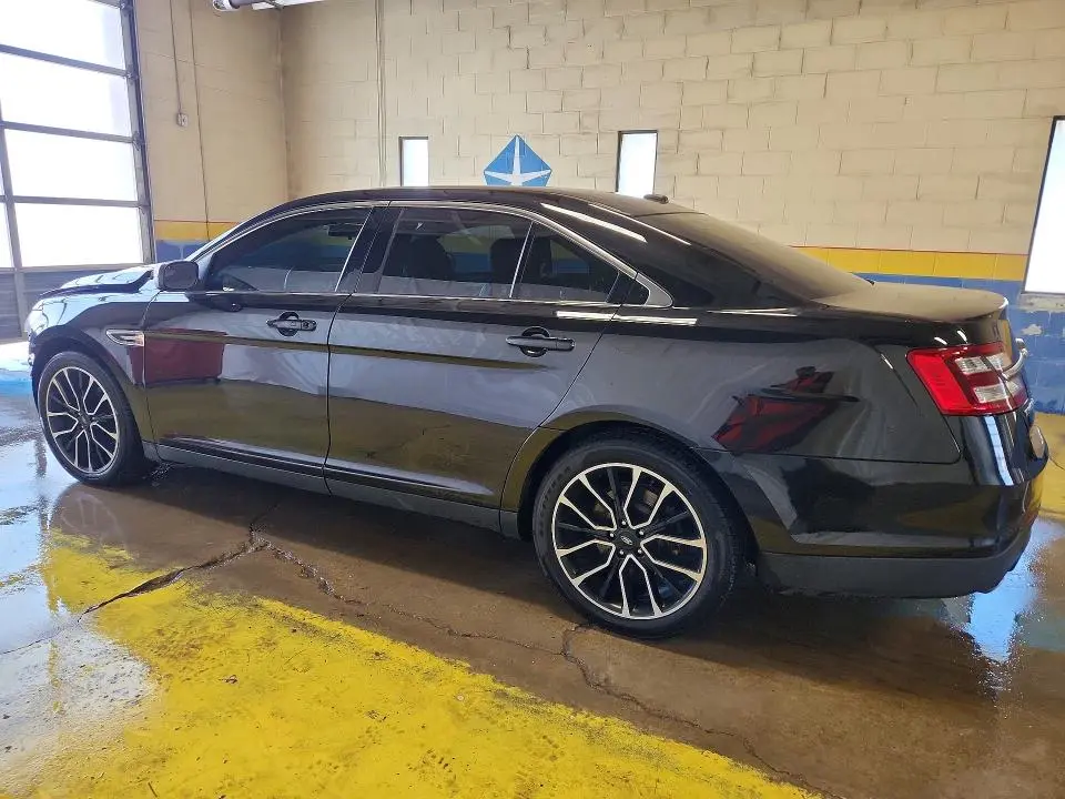 2019 FORD TAURUS SEL  