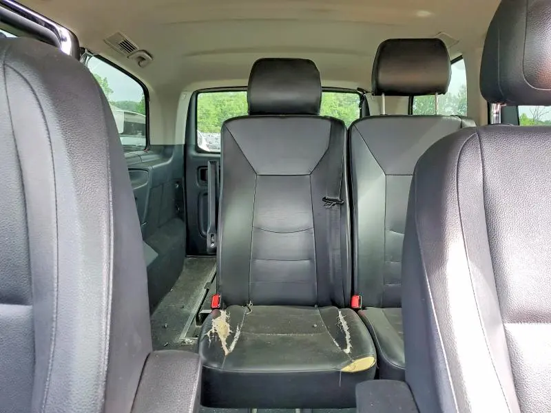 2017 MERCEDES-BENZ METRIS   