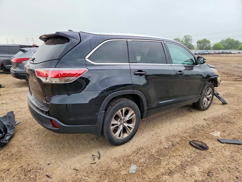 2014 TOYOTA HIGHLANDER XLE  