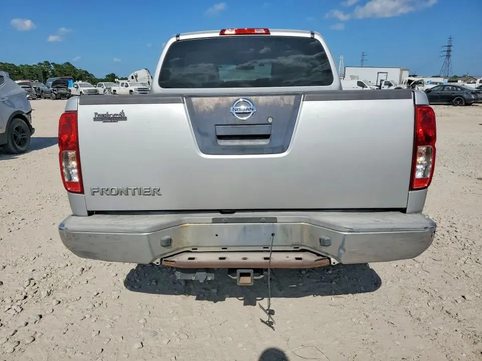 2012 NISSAN FRONTIER S  