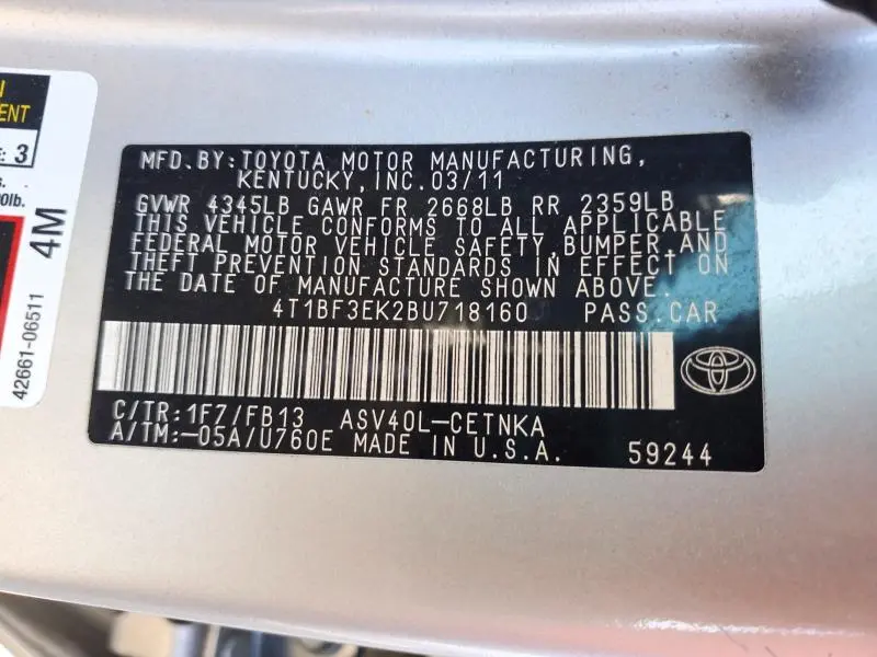 2011 TOYOTA CAMRY LE  
