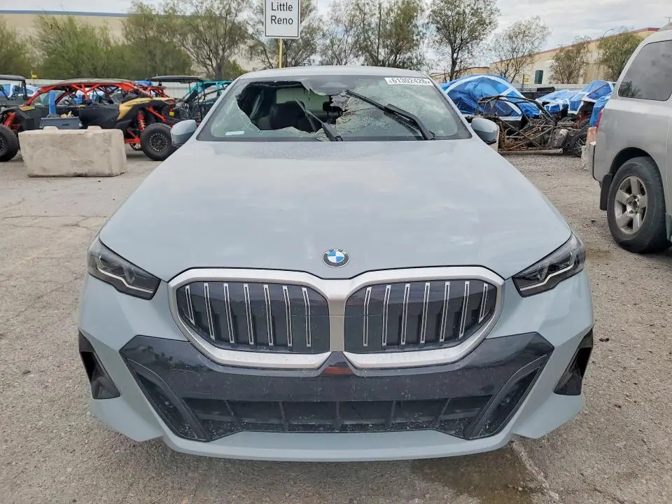 2025 BMW 530 I  