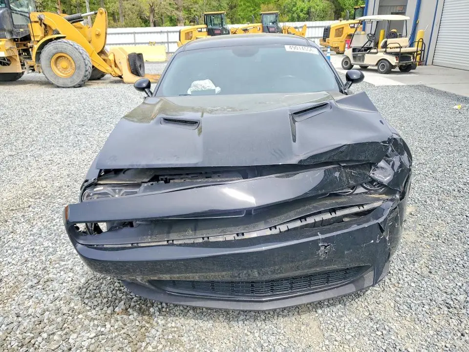 2017 DODGE CHALLENGER SXT  