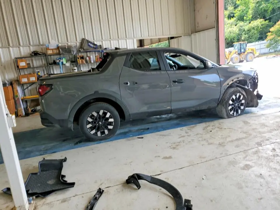 2025 HYUNDAI SANTA CRUZ SE  