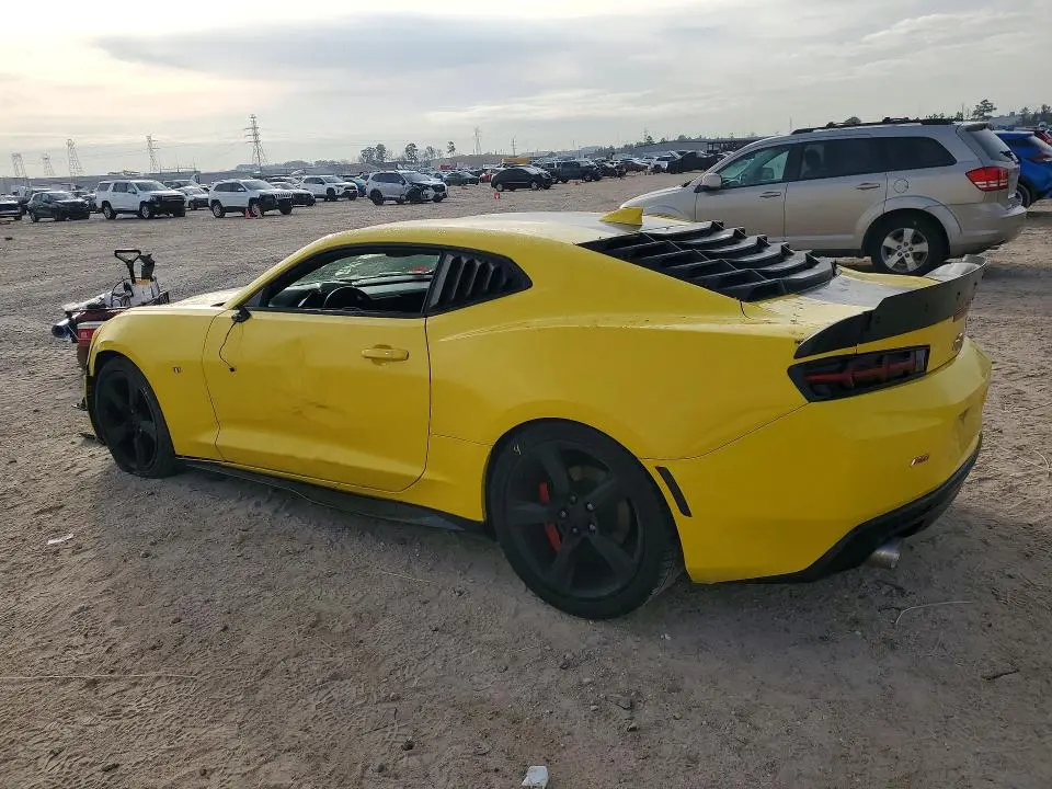 2017 CHEVROLET CAMARO LT  