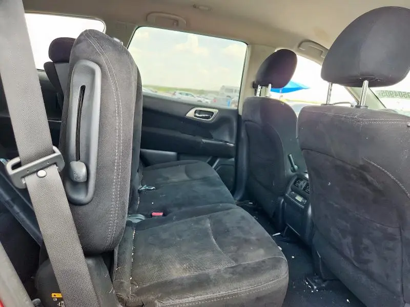 2014 NISSAN PATHFINDER S  