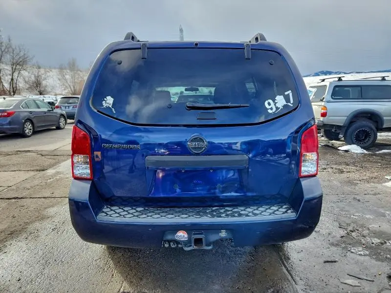 2010 NISSAN PATHFINDER S  