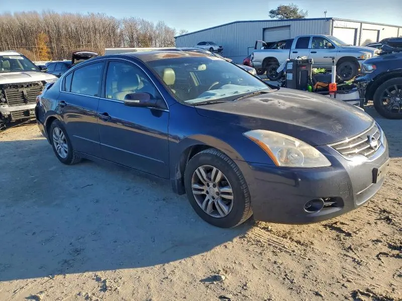 2010 NISSAN ALTIMA BASE  