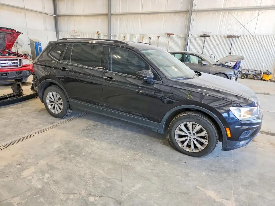 2018 VOLKSWAGEN TIGUAN S  