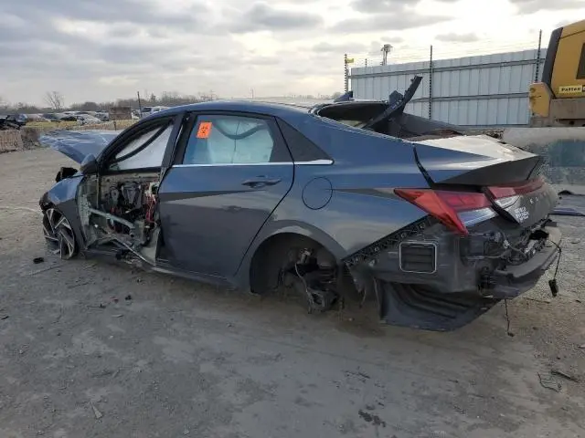 2024 HYUNDAI ELANTRA SEL  
