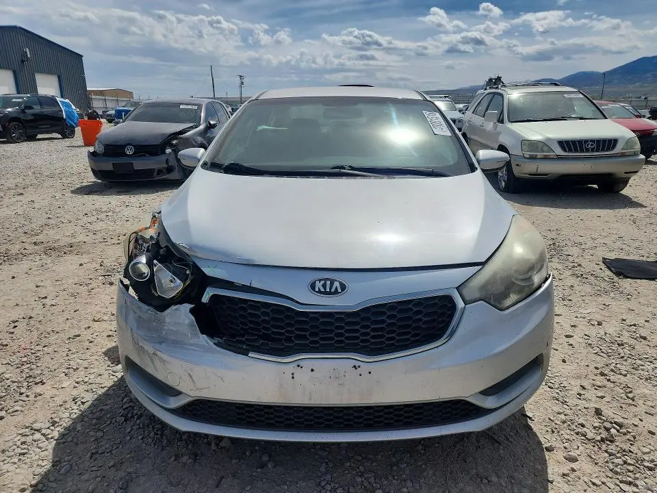2016 KIA FORTE LX  