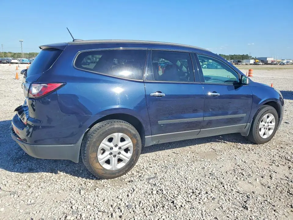 2017 CHEVROLET TRAVERSE LS  