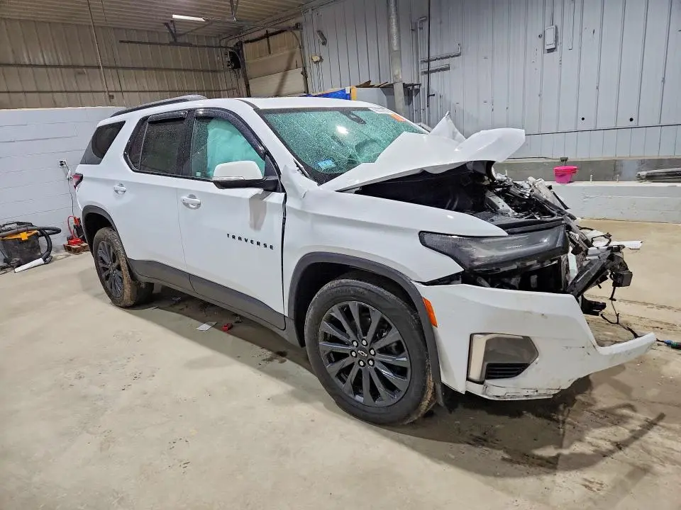 2023 CHEVROLET TRAVERSE RS  
