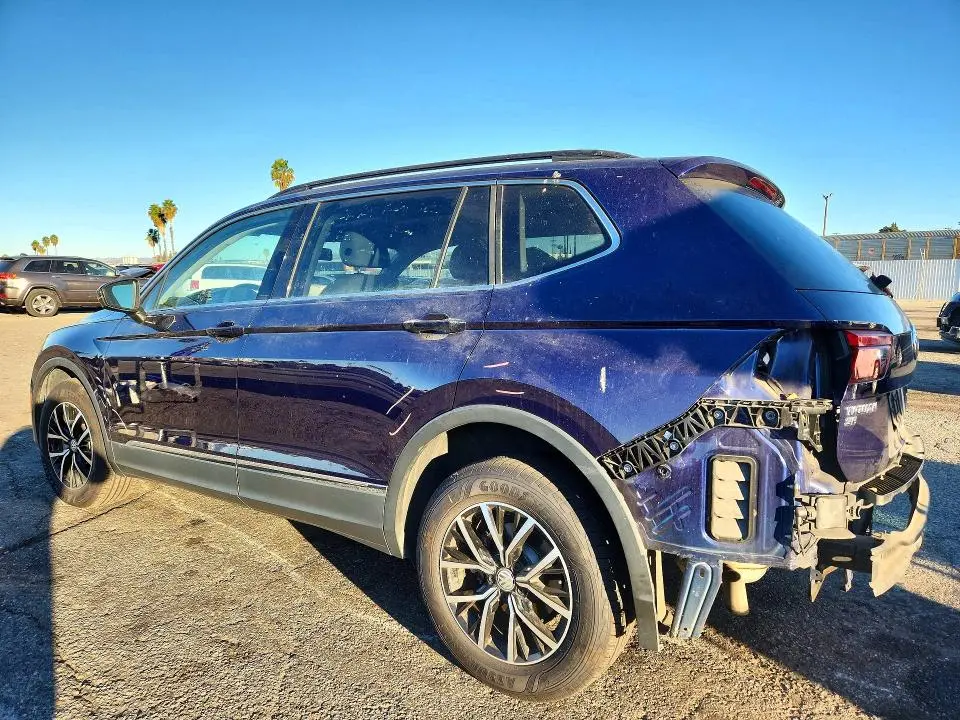 2021 VOLKSWAGEN TIGUAN SE  