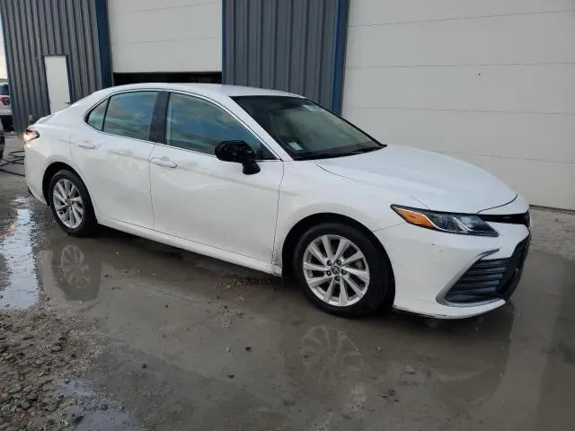 2022 TOYOTA CAMRY LE  