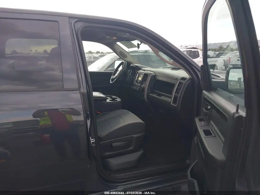 2021 RAM 1500 CLASSIC TRADESMAN  4X4 5'7 BOX