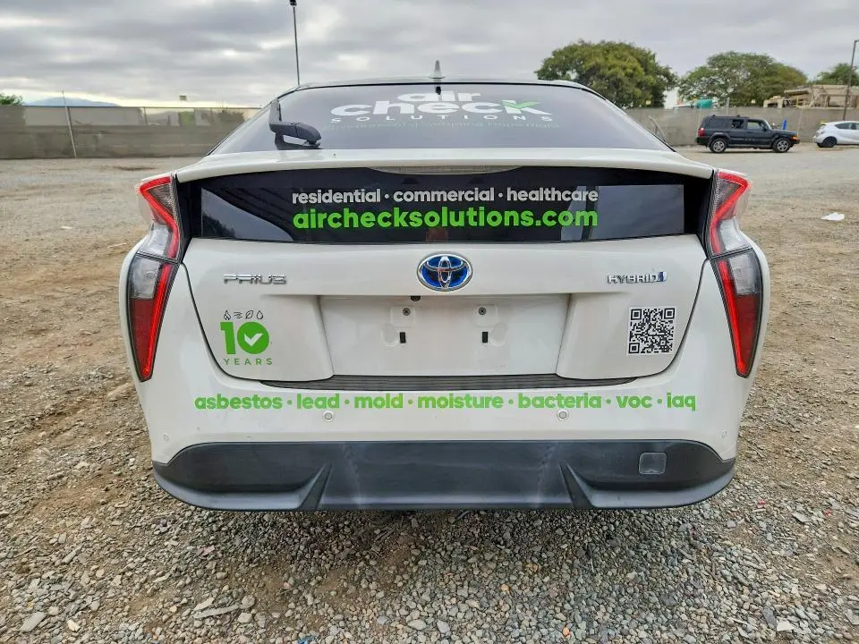 2017 TOYOTA PRIUS THREE TOURING  