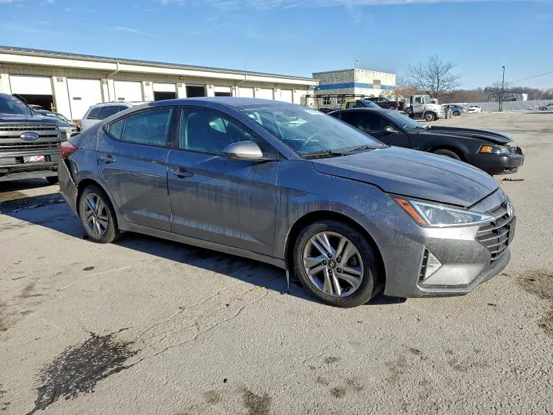 2019 HYUNDAI ELANTRA SEL  