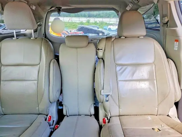 2015 TOYOTA SIENNA XLE PREMIUM 8-PASSENGER  
