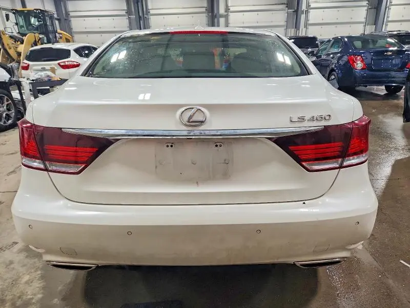 2013 LEXUS LS 460  