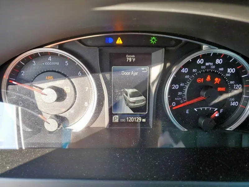 2016 TOYOTA CAMRY LE