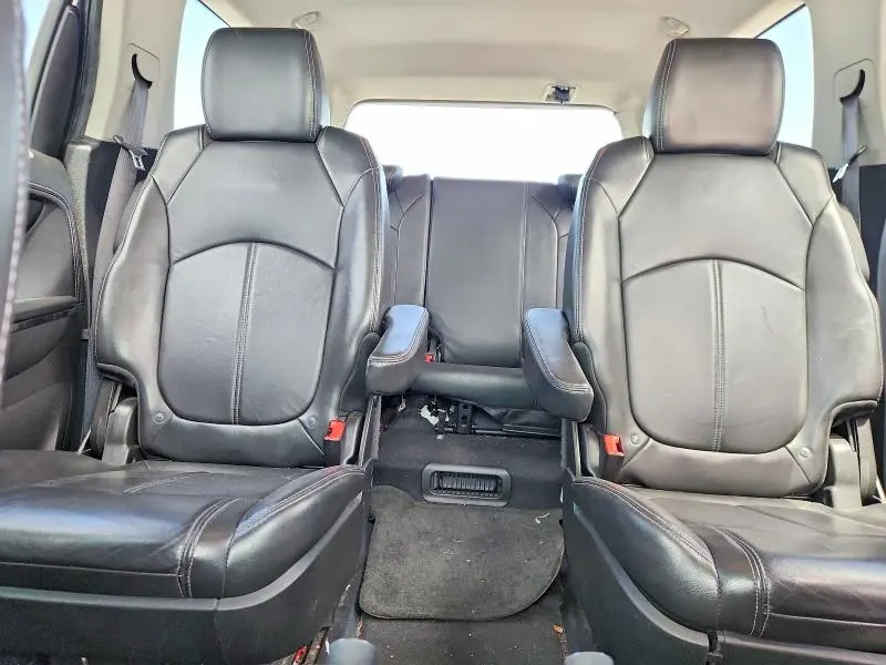 2013 GMC ACADIA SLT-1  