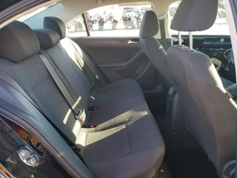 2014 VOLKSWAGEN JETTA BASE  
